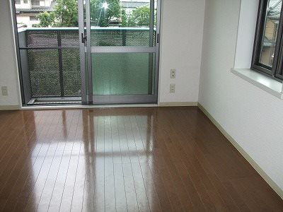 サイプレス リビング