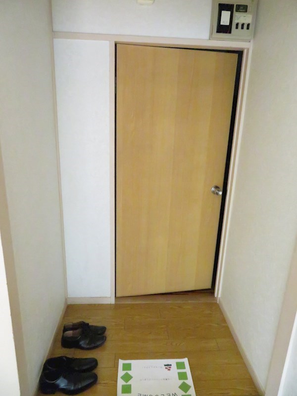 ハイム深川 玄関