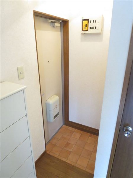 相原ハイツ 玄関