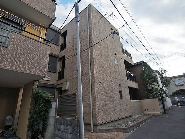 壱番館 外観