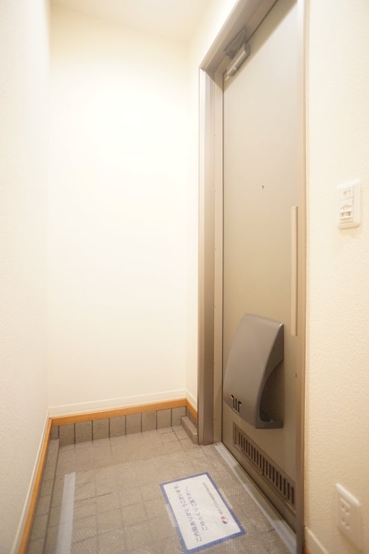 フィオーレ大塚 玄関