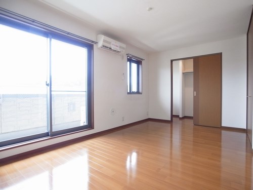 クオーレ リビング