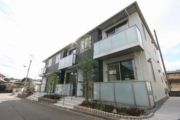 ガーデンコート 外観