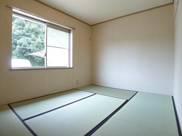 メゾンヤマリ３ ベッドルーム