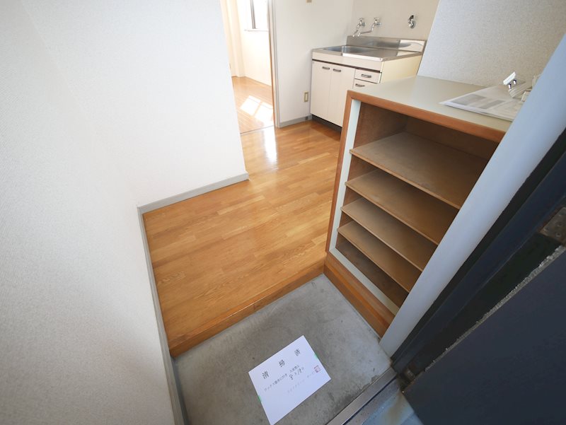 Ｓビル 玄関