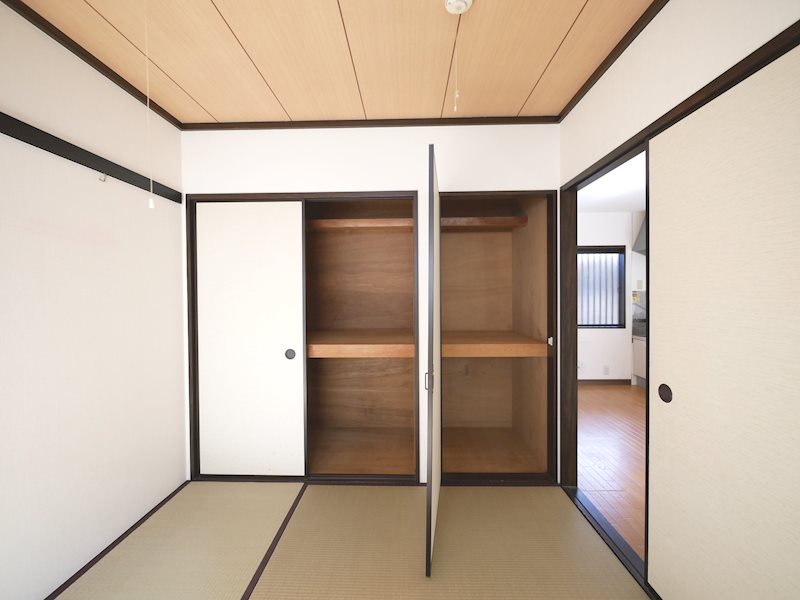 クラルテ南高野 収納