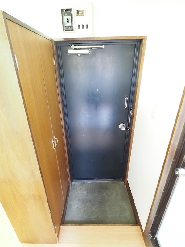 高円寺南アネックス 玄関