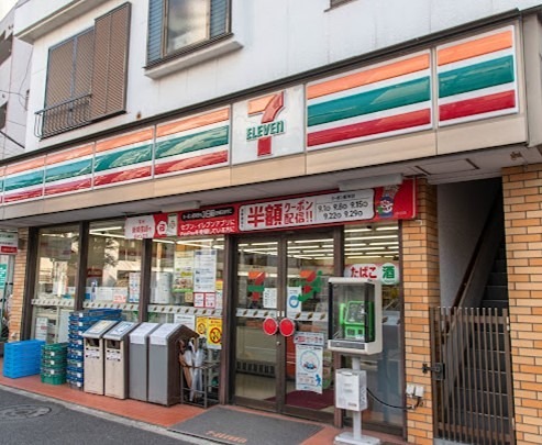 ヴィラ中野 コンビニ