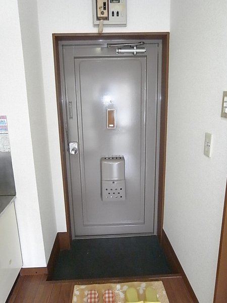 フラット北町 玄関