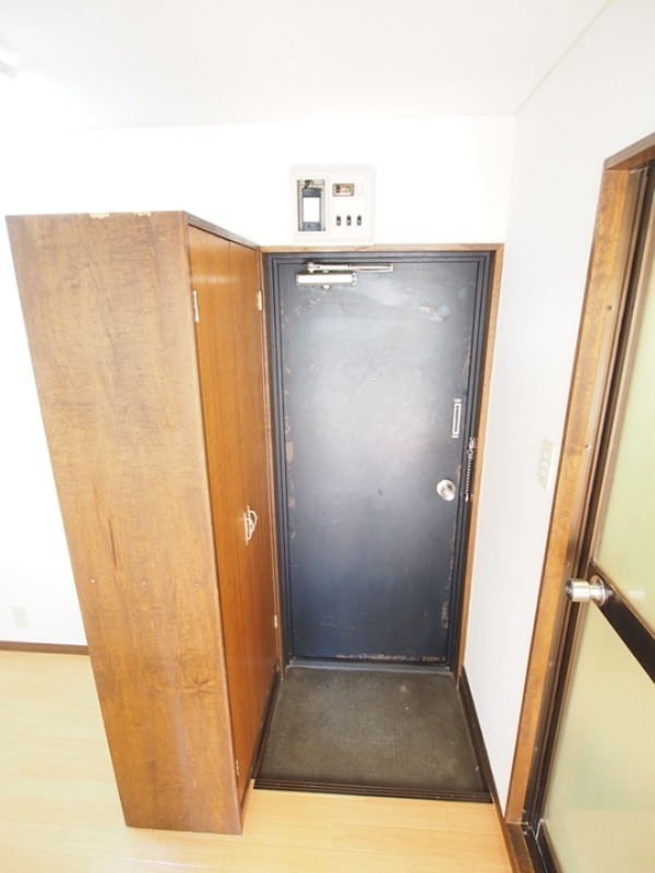 高円寺南アネックス 玄関
