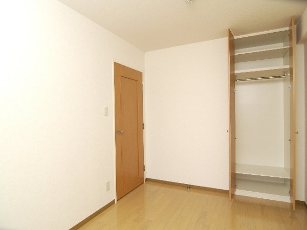 アバンサード元今泉 その他