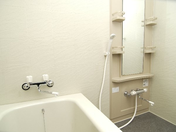 アバンサード元今泉 風呂画像