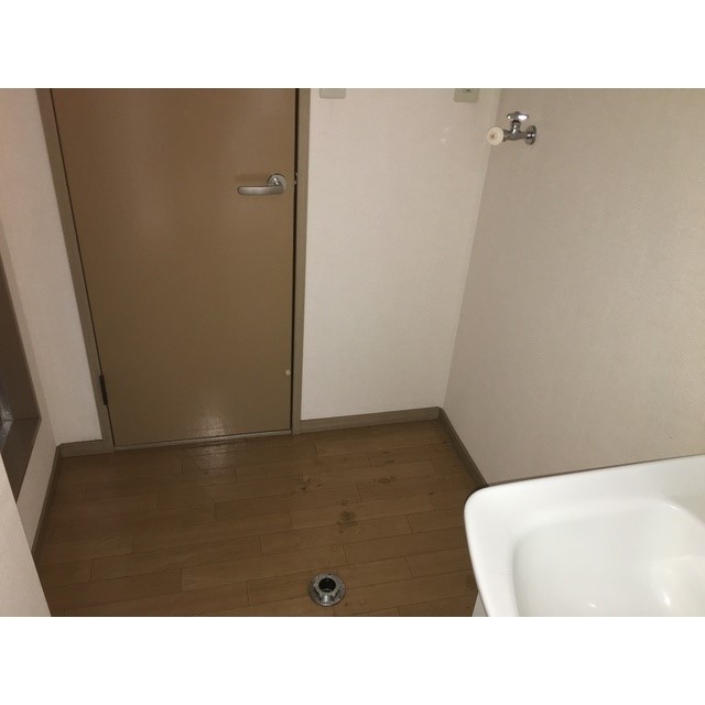 ノーブルクロードⅡ 洗面所