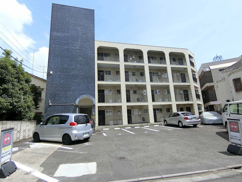 鈴木マンション 301号室 外観