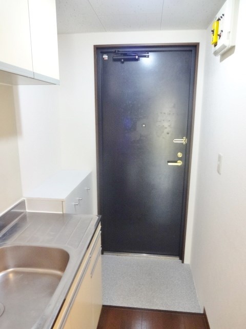 クレール学芸大学 玄関