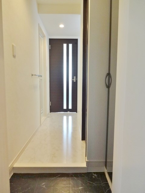 ルネッサ戸越公園 玄関