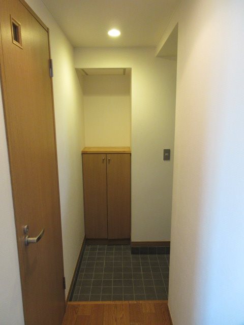 メーゾン俊2nd 玄関