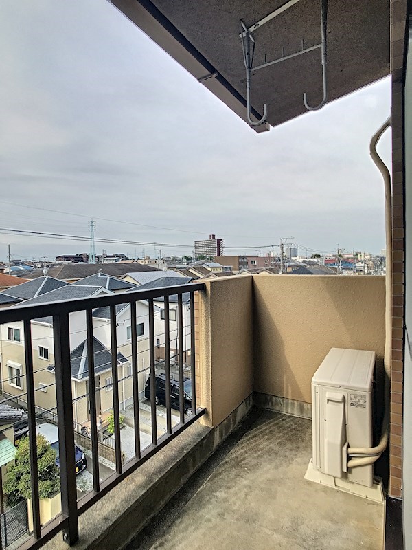 ＣＵＳＴＯＭ中島 ベランダ