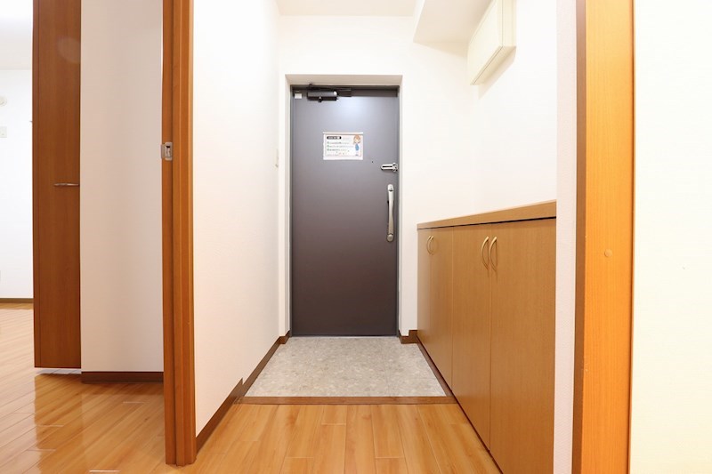 アンダンテ 玄関