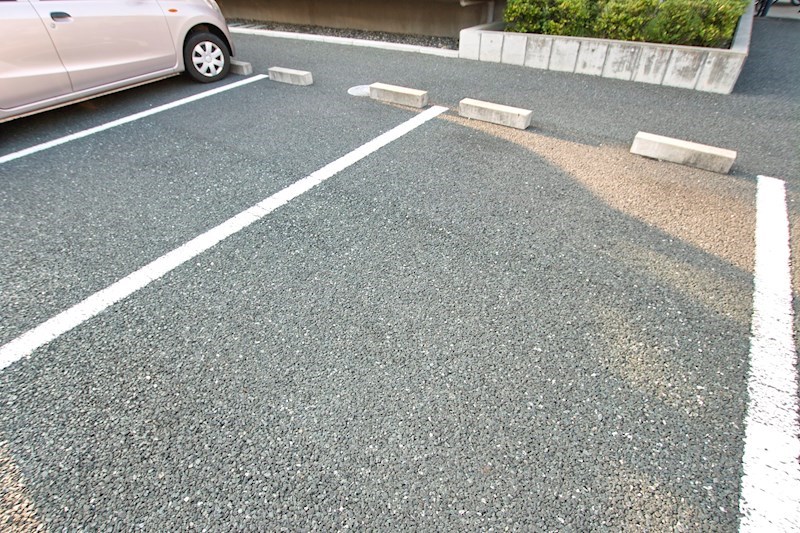 アンダンテ 駐車場