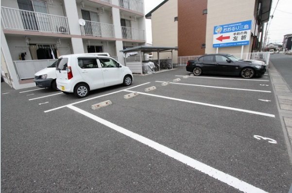 まきの木館うたり 駐車場