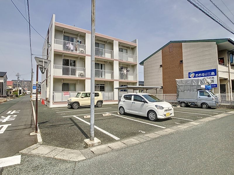 まきの木館うたり 201号室 外観