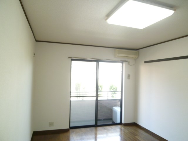 イーグルハイツ リビング