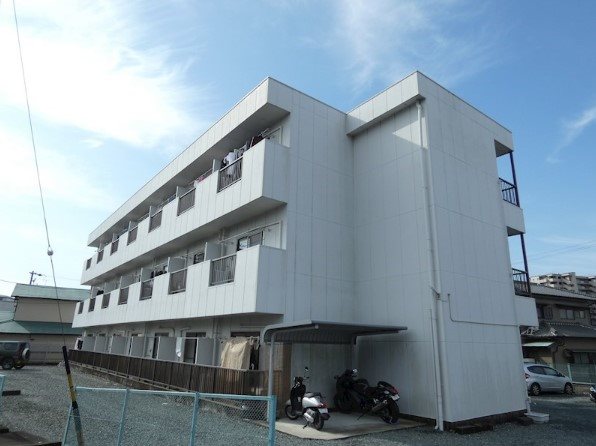 ロイヤル中泉 302号室 外観