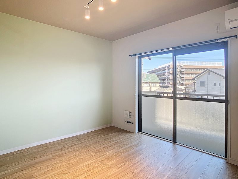 ロイヤル中泉 リビング