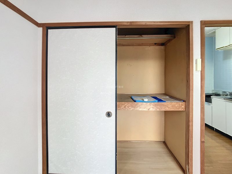 ロイヤル中泉 収納