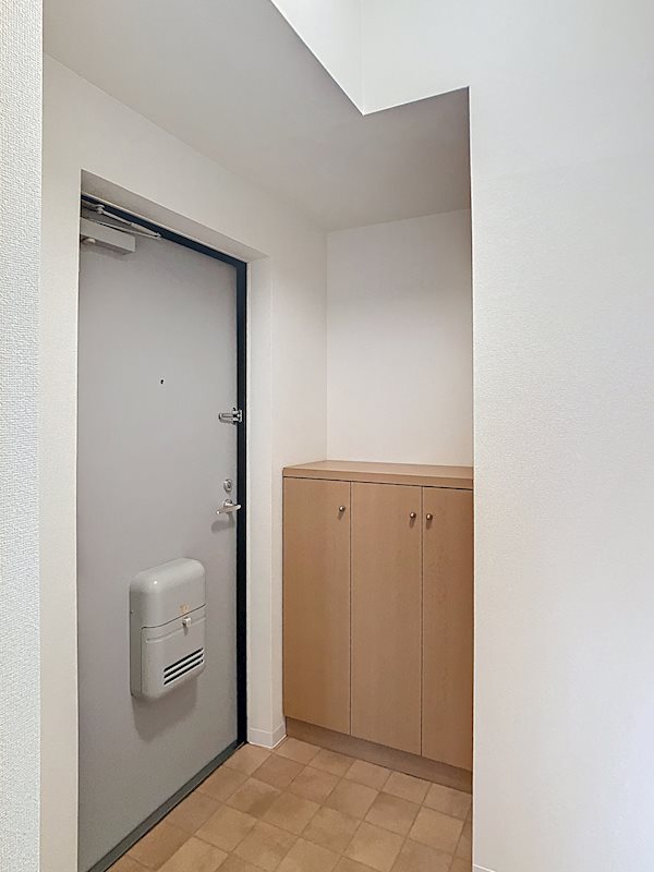 ルミエール 玄関