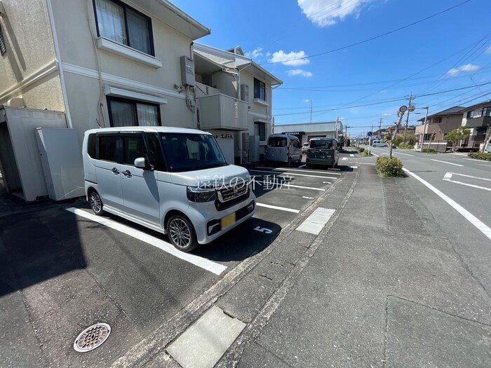 セジュールエイトＡ 駐車場
