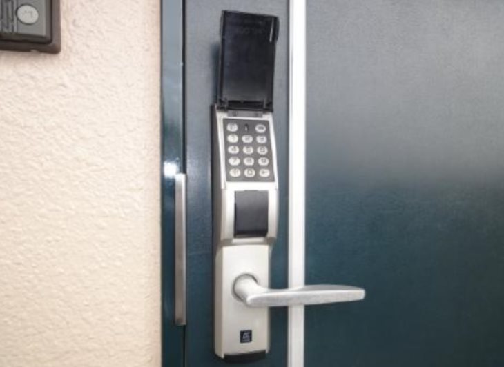 ミレーニア 玄関