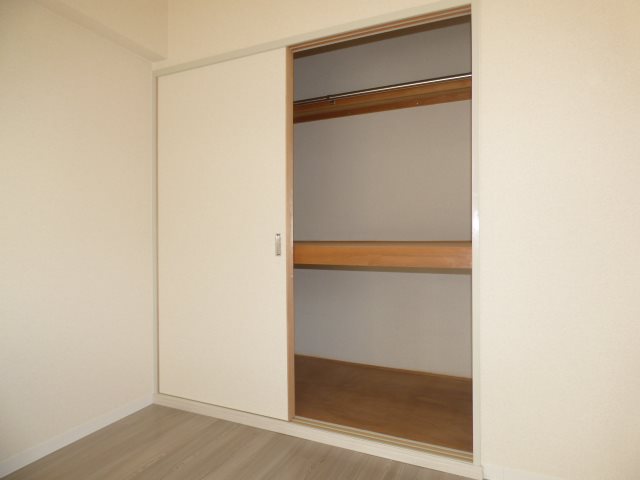 ラポール下俣南 収納