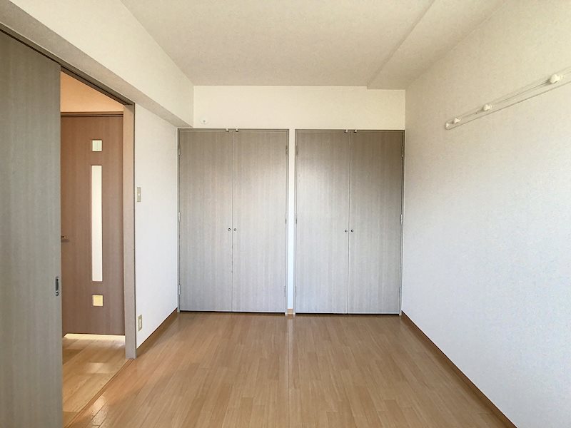 ファミール下俣南 ベッドルーム
