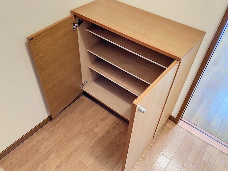 ロイヤルビレッジ 玄関