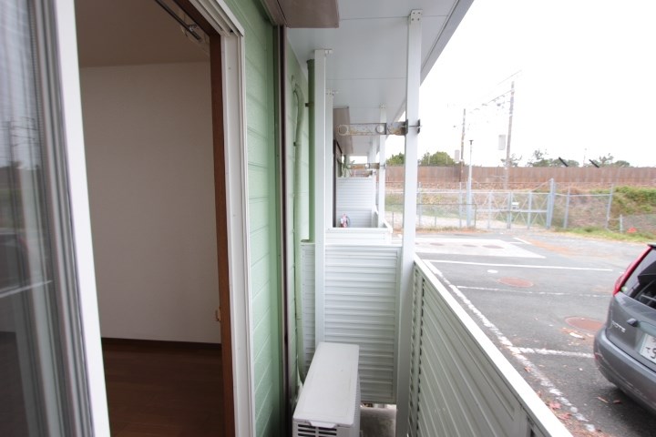 ロイヤルビレッジ ベランダ