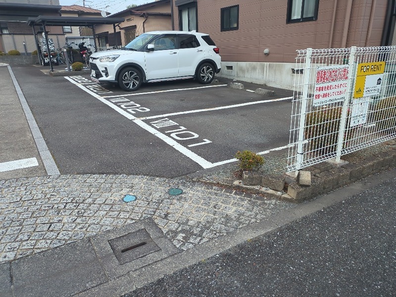 シエルⅧ 駐車場