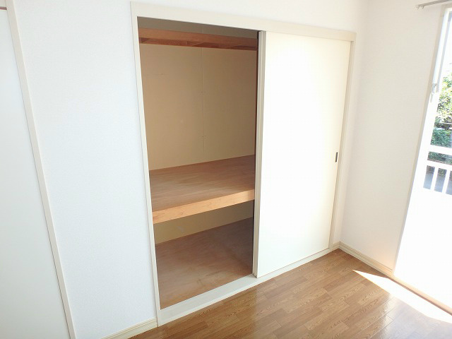 サニーハイツ神戸Ａ 収納