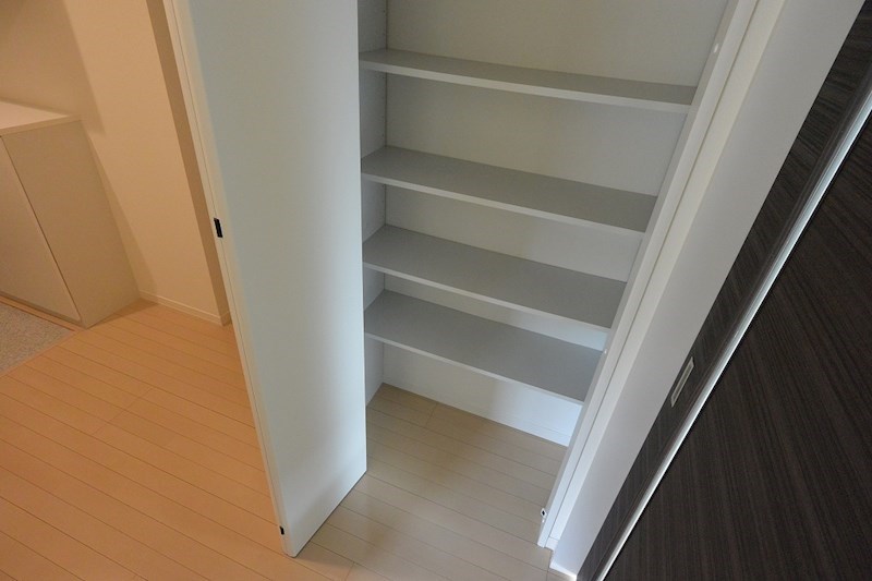 シャーメゾン河内磐船 収納