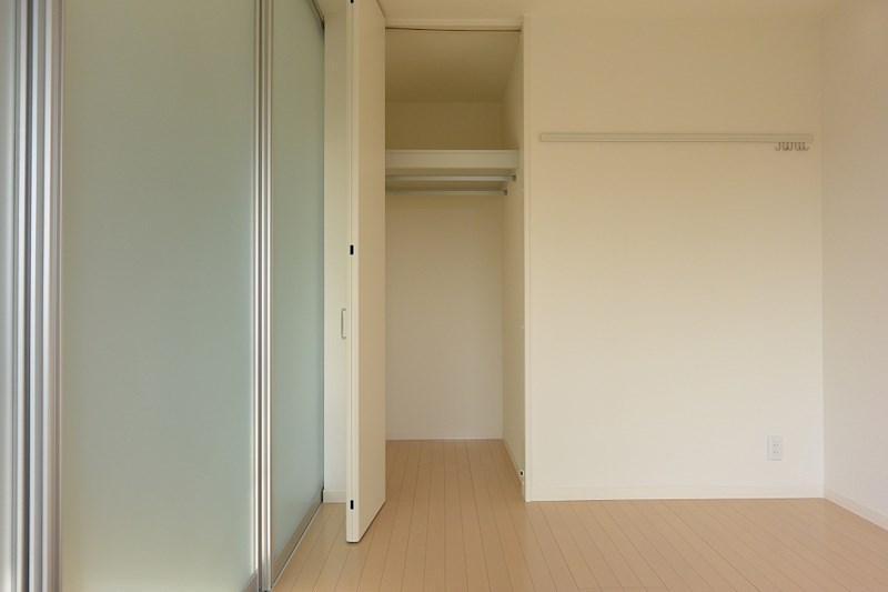 シャーメゾン河内磐船 収納