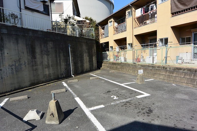 プチ山岡 駐車場