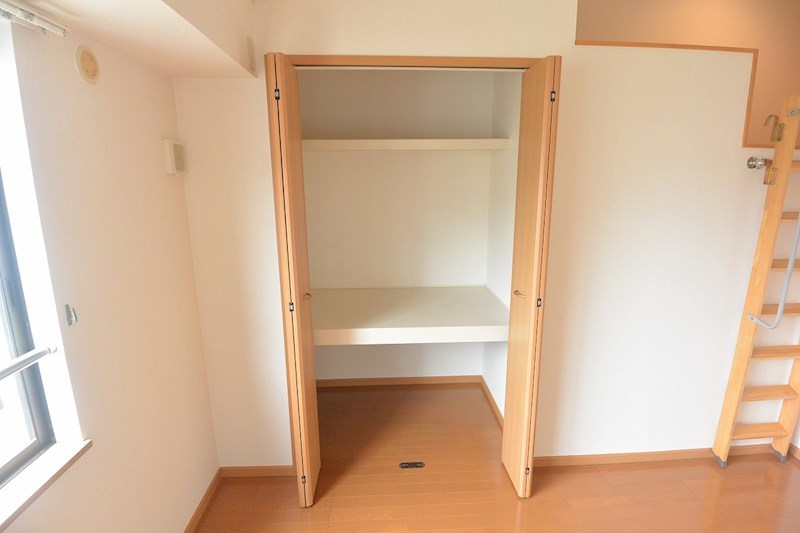 ラフレシールレストⅠ 収納