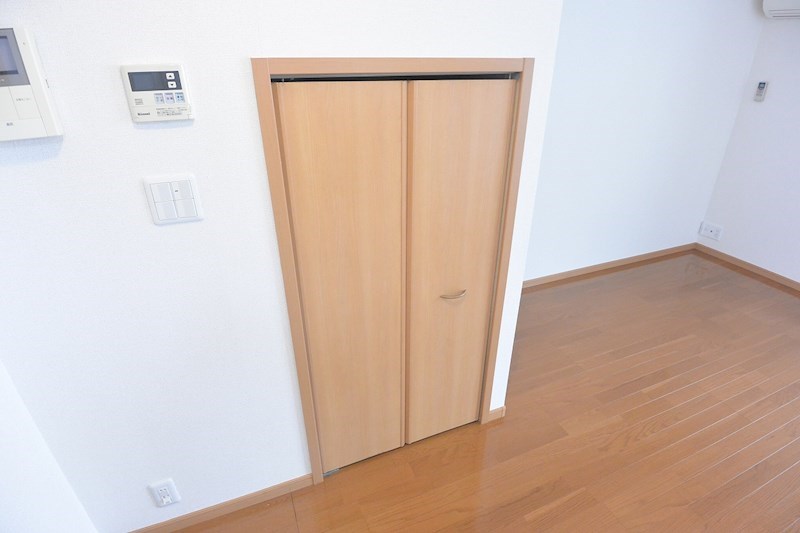 ラフレシールレストⅠ 収納