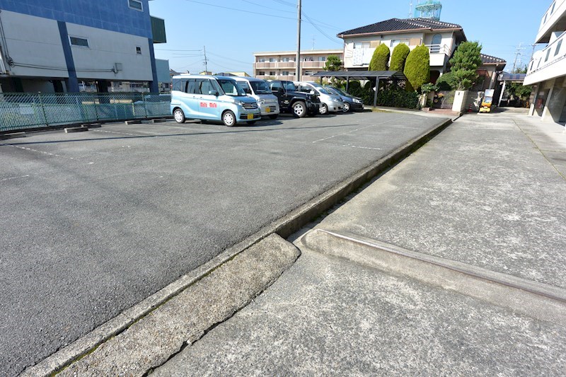堂山グリーンハイツ 駐車場