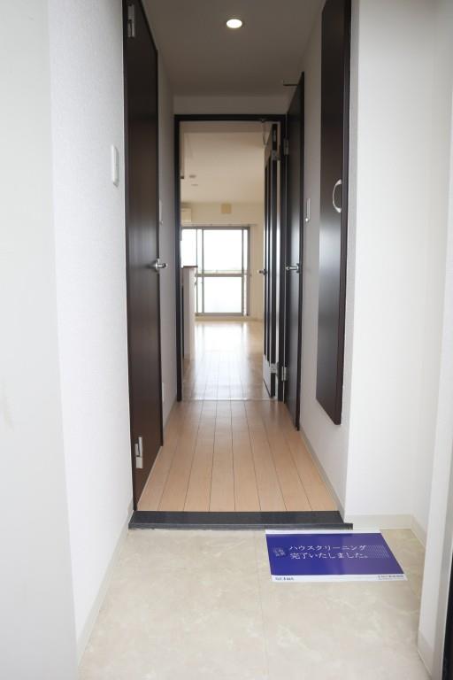 アストラルコート 玄関