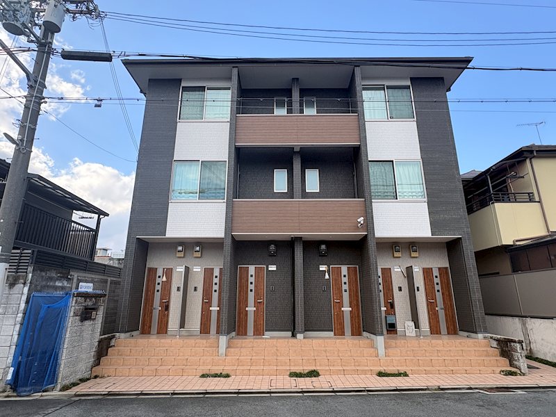 モア・ロック京都西院 301号室 外観