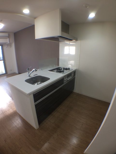 メゾンエスプリ生田 キッチン