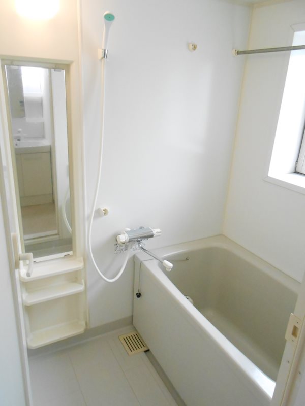 アルカサール 風呂画像