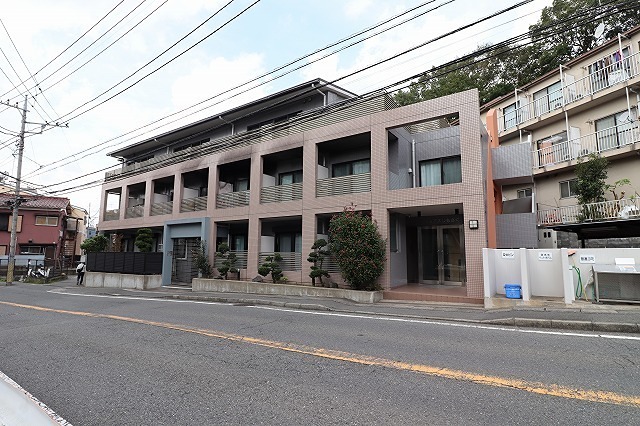 グラシアスしもさく 外観
